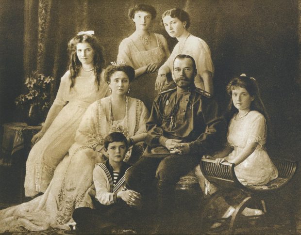 Взгляд на новую историю России | Царская семья